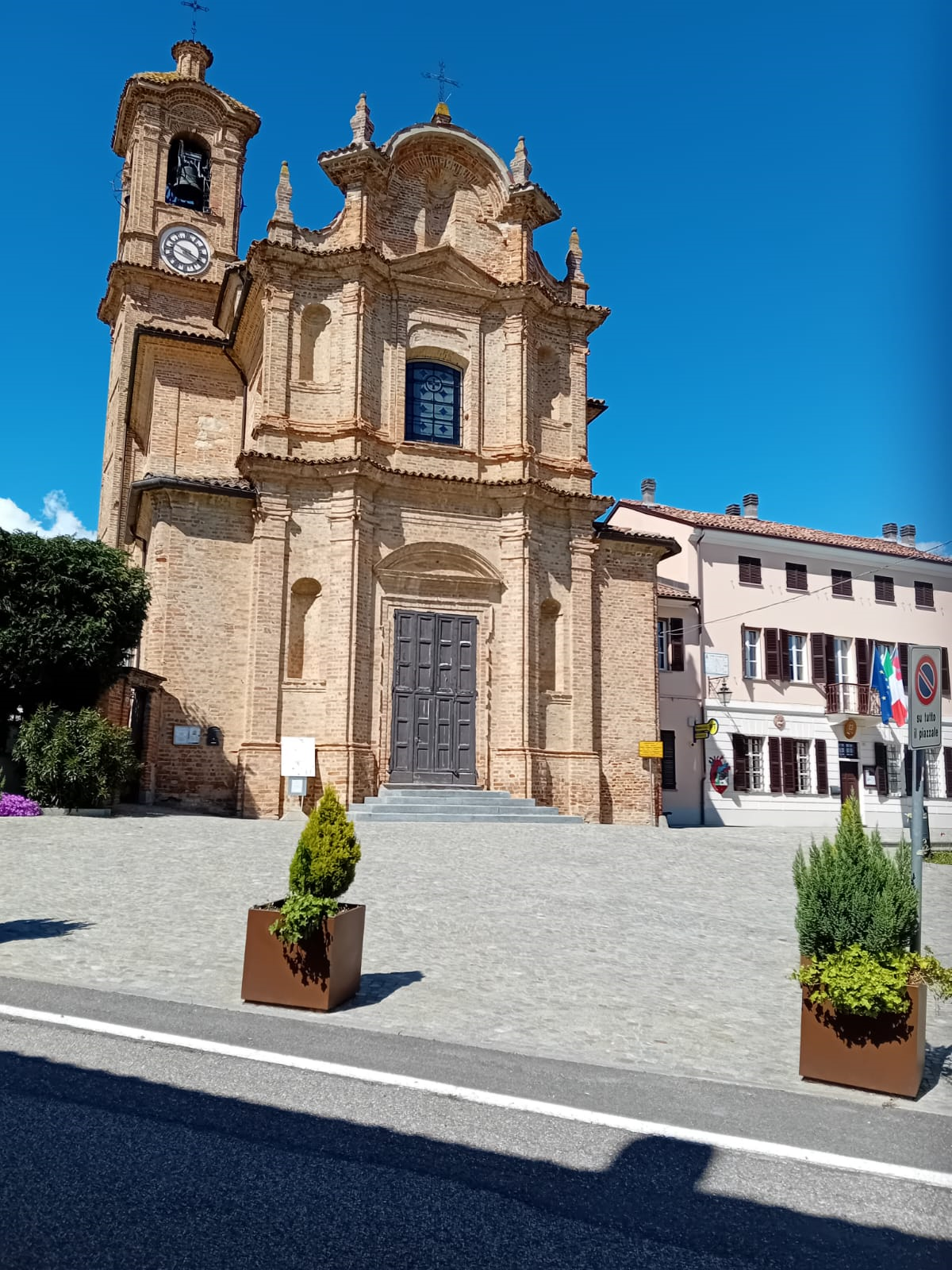Chiesa_pzza_Marconi